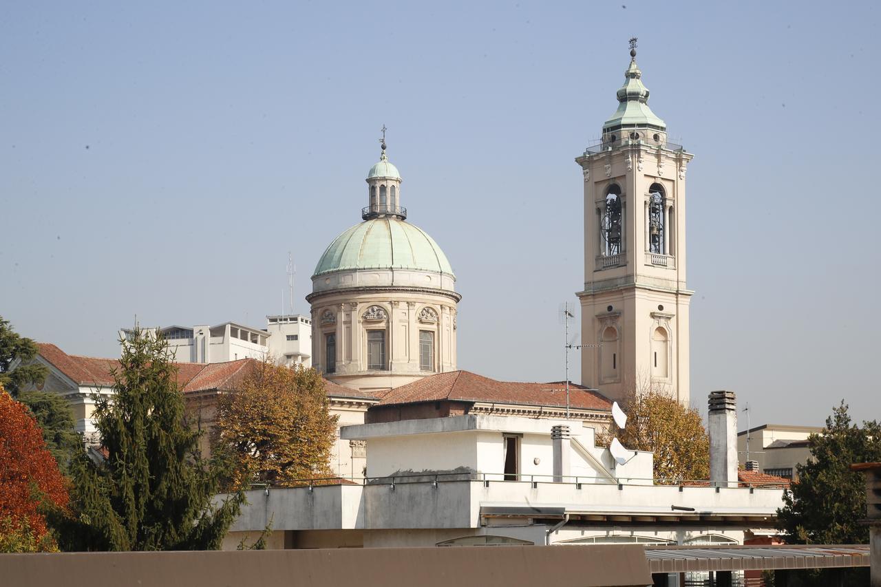 Bnbook-Borromeo 2 Rho Exterior photo